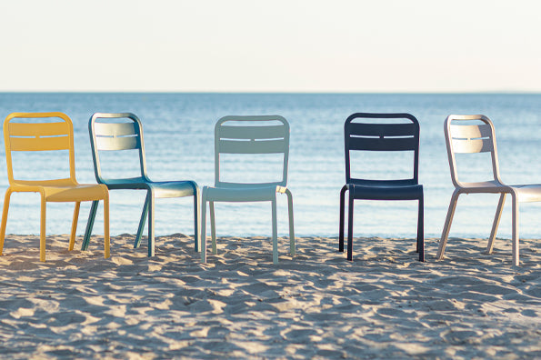 Comment choisir un mobilier de jardin qui résiste au soleil et aux intempéries