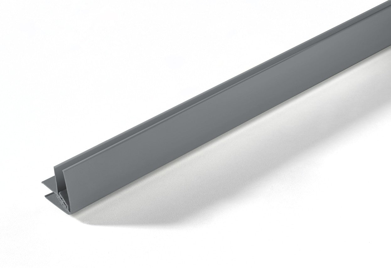 Profil d'angle en PVC pour lambris 8 mm épais.