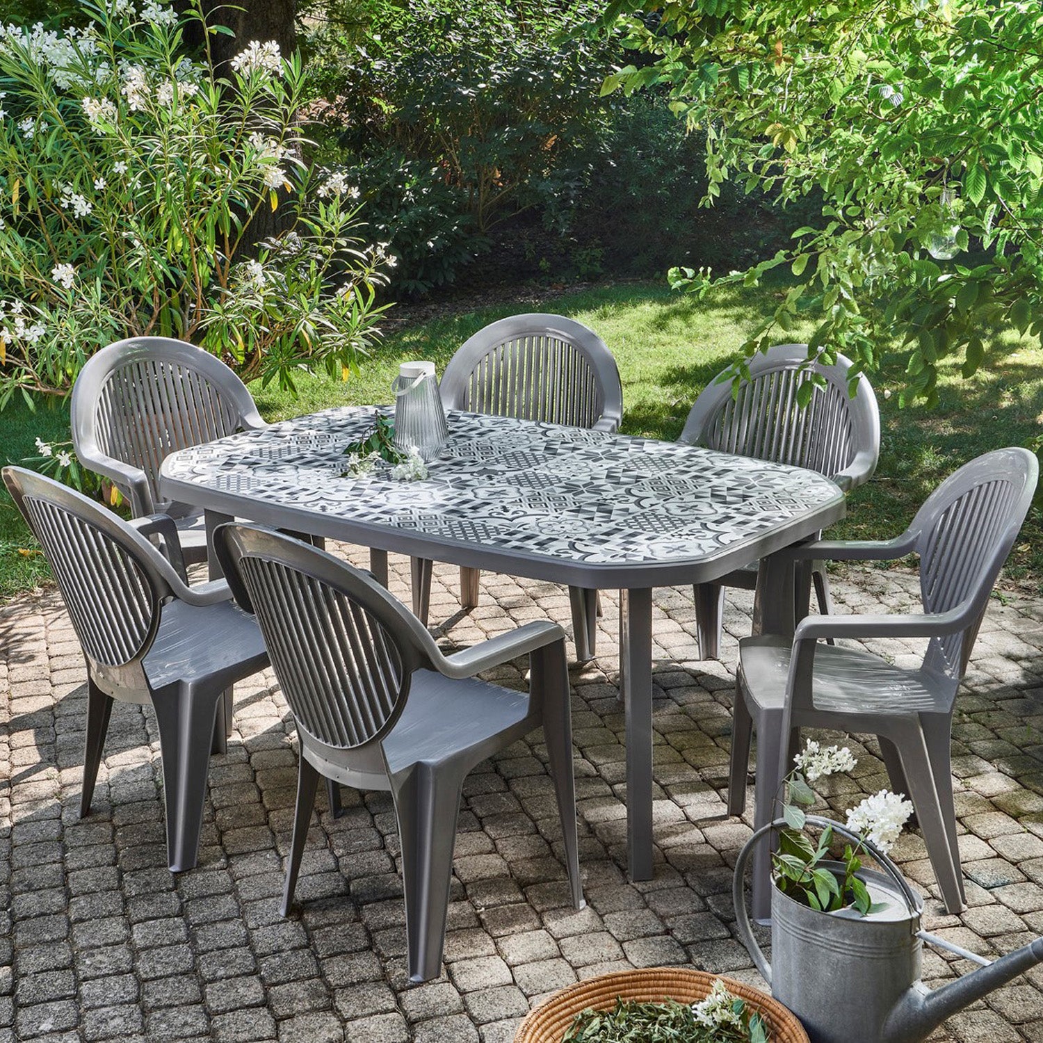 Table de jardin pieds droit carreaux ciment 165 X 100 cm