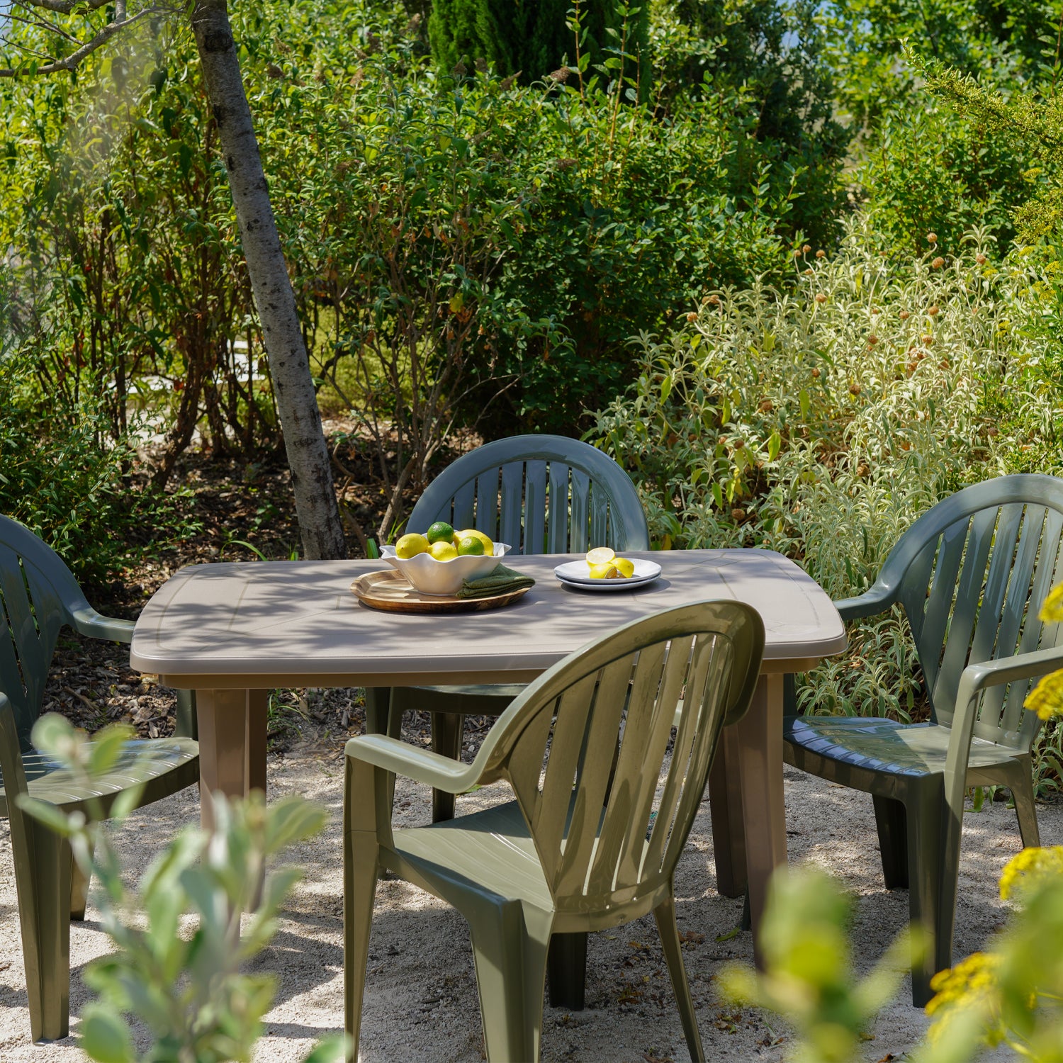 Table de jardin résine Miami 133 x 90 cm