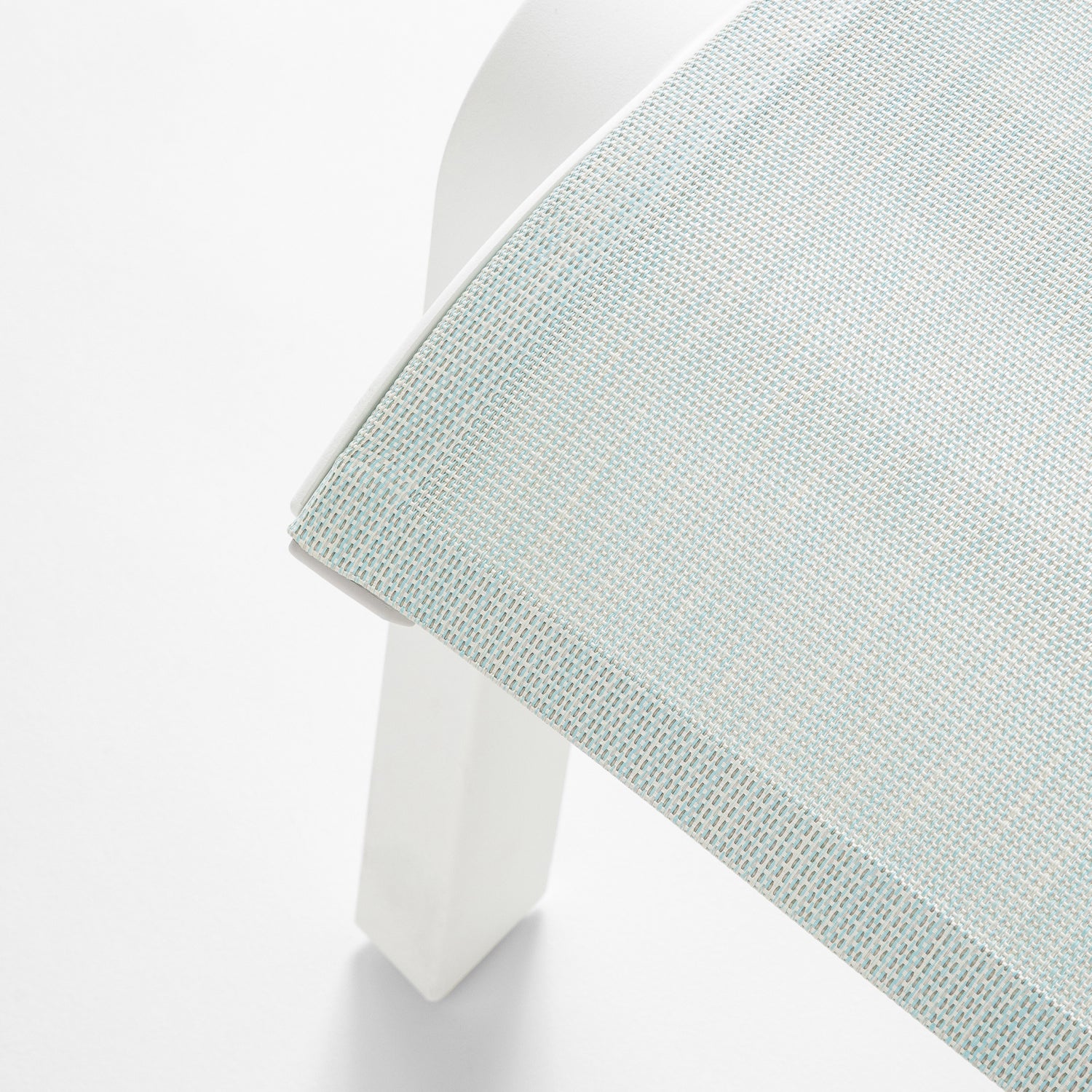 Relax: descanso en el jardín o en la piscina Sunset