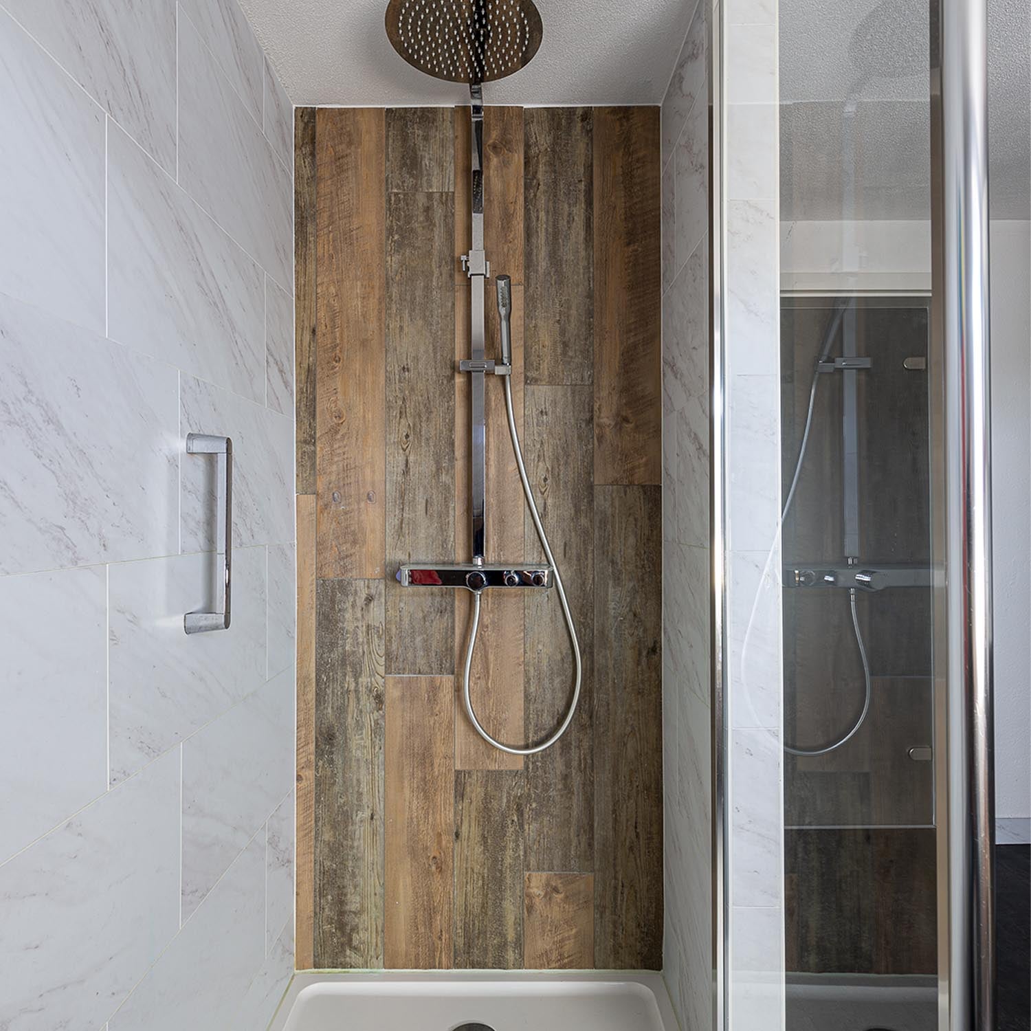 #couleur_White marble