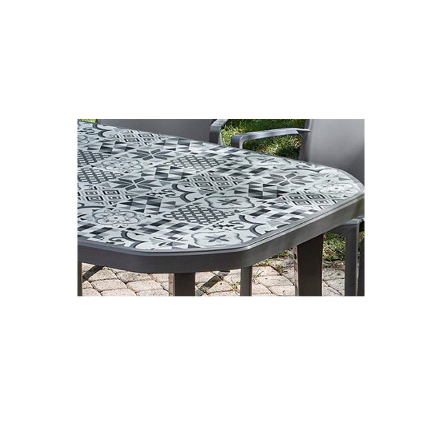 Lot table Carreaux de ciment 165 x 100 + 3 fauteuils & 3 chaises Vegetal