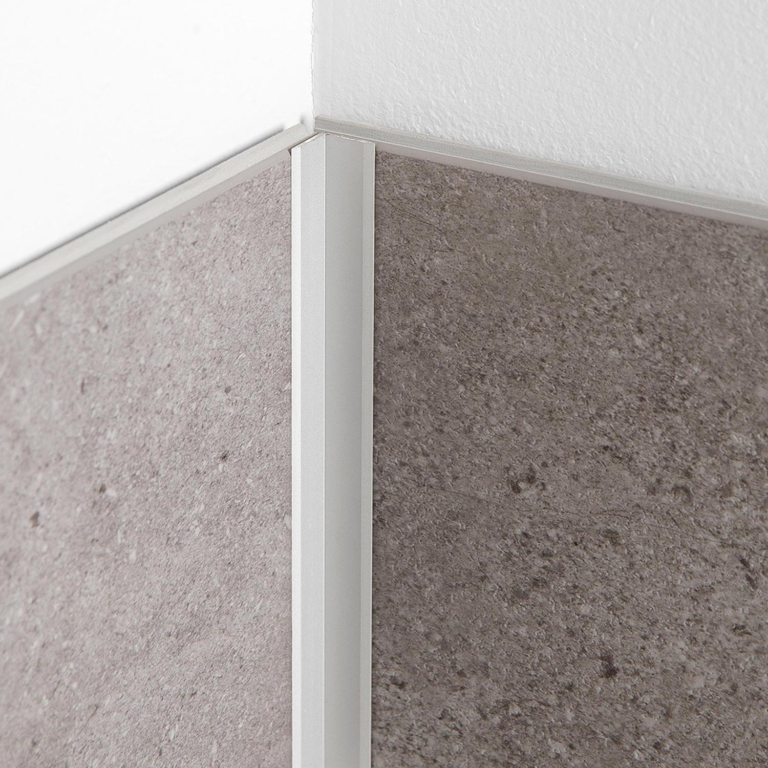 Aluminum internal corner finishing profile