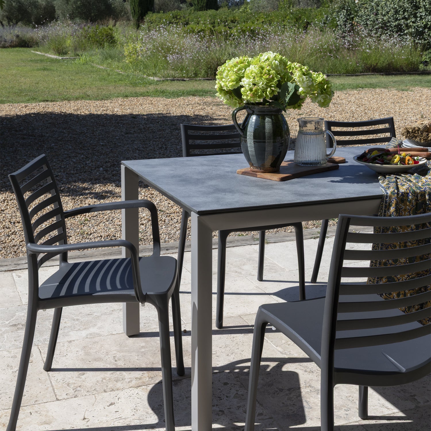 Table rectangulaire GREGGIA 160 x 95 cm