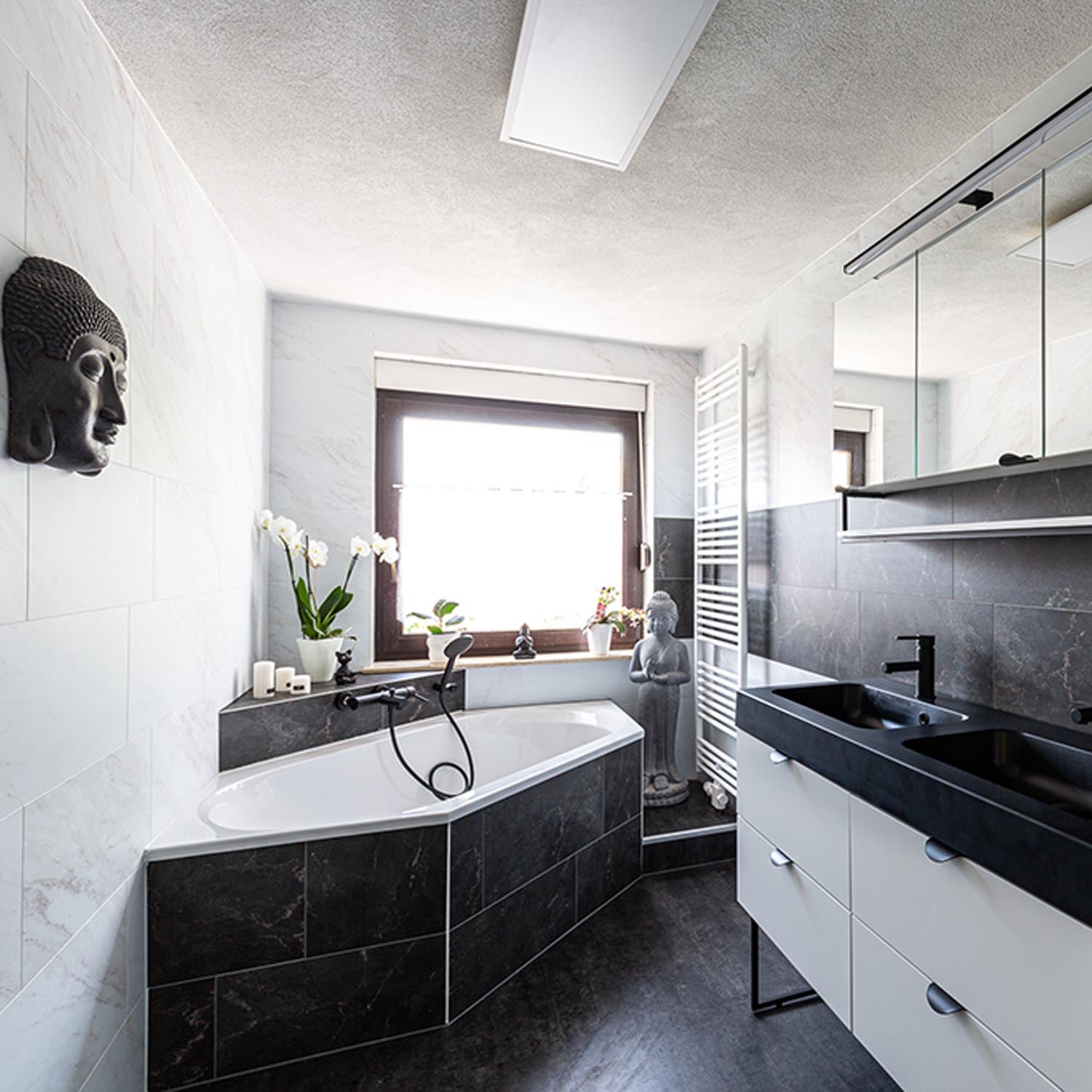 #Farbe_Weißer Marmor