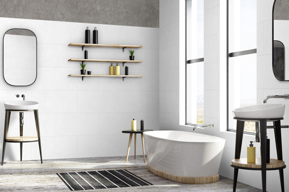 Transforma tu cuarto de baño con revestimientos murales de PVC o baldosas compuestas.